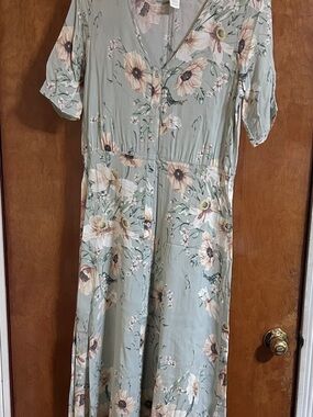 H&M Sage Green Floral Midi Dress